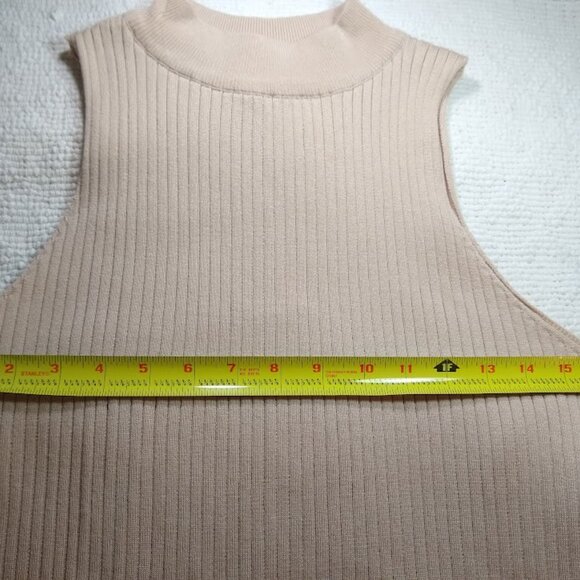 NWOT Closet Space XL cream-beige ribbed mock neck tank - Picture 7 of 8